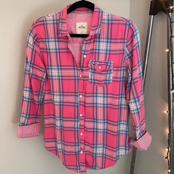 ✨Hollister Pink Plaid Shirt✨ - Picture 5 of 8
